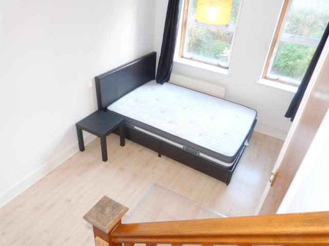 			UNDER OFFER , 1 Bedroom, 1 bath, 1 reception Flat			 Brondesbury Villas, QUEENS PARK