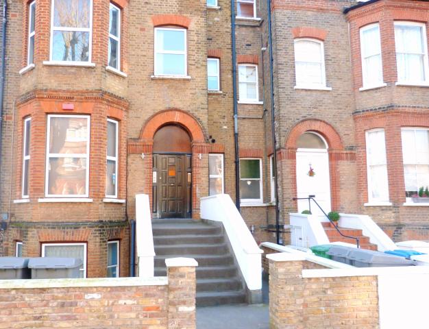 			UNDER OFFER , 1 Bedroom, 1 bath, 1 reception Flat			 Brondesbury Villas, QUEENS PARK