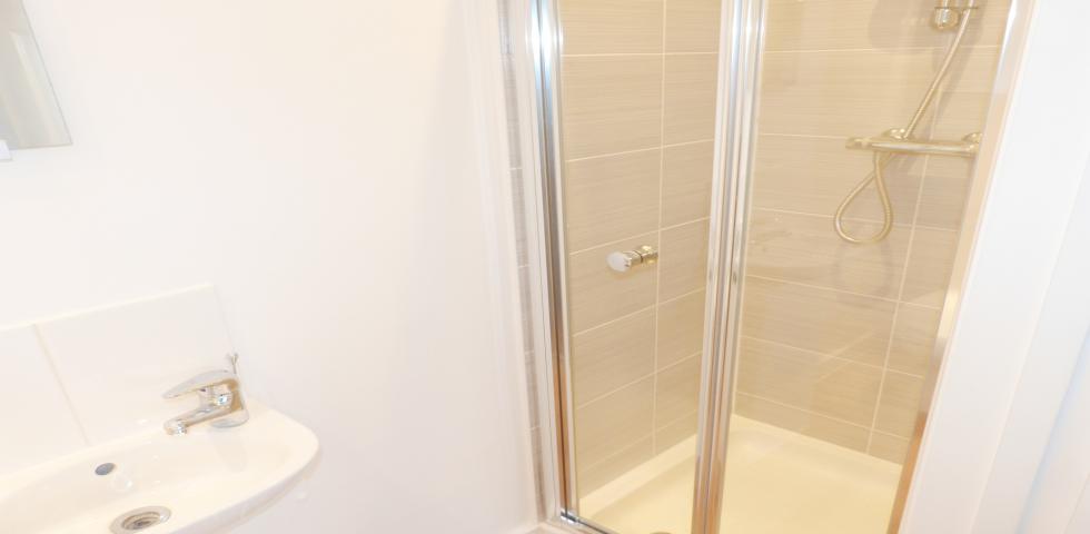 			GAS, WATER and ELECTRICITY INCLUDED, Studio Apartment, 1 bath, 1 reception Apartment			 Exeter Road , WILLESDEN GREEN