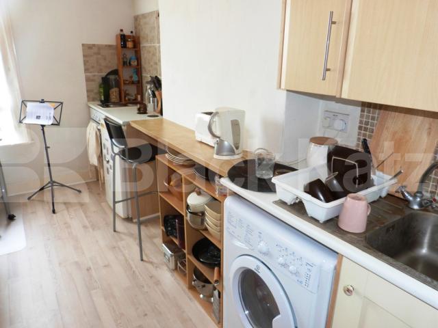 			Including Heating, Studio Apartment, 1 bath, 1 reception Studio			 Church Lane, Crouch End
