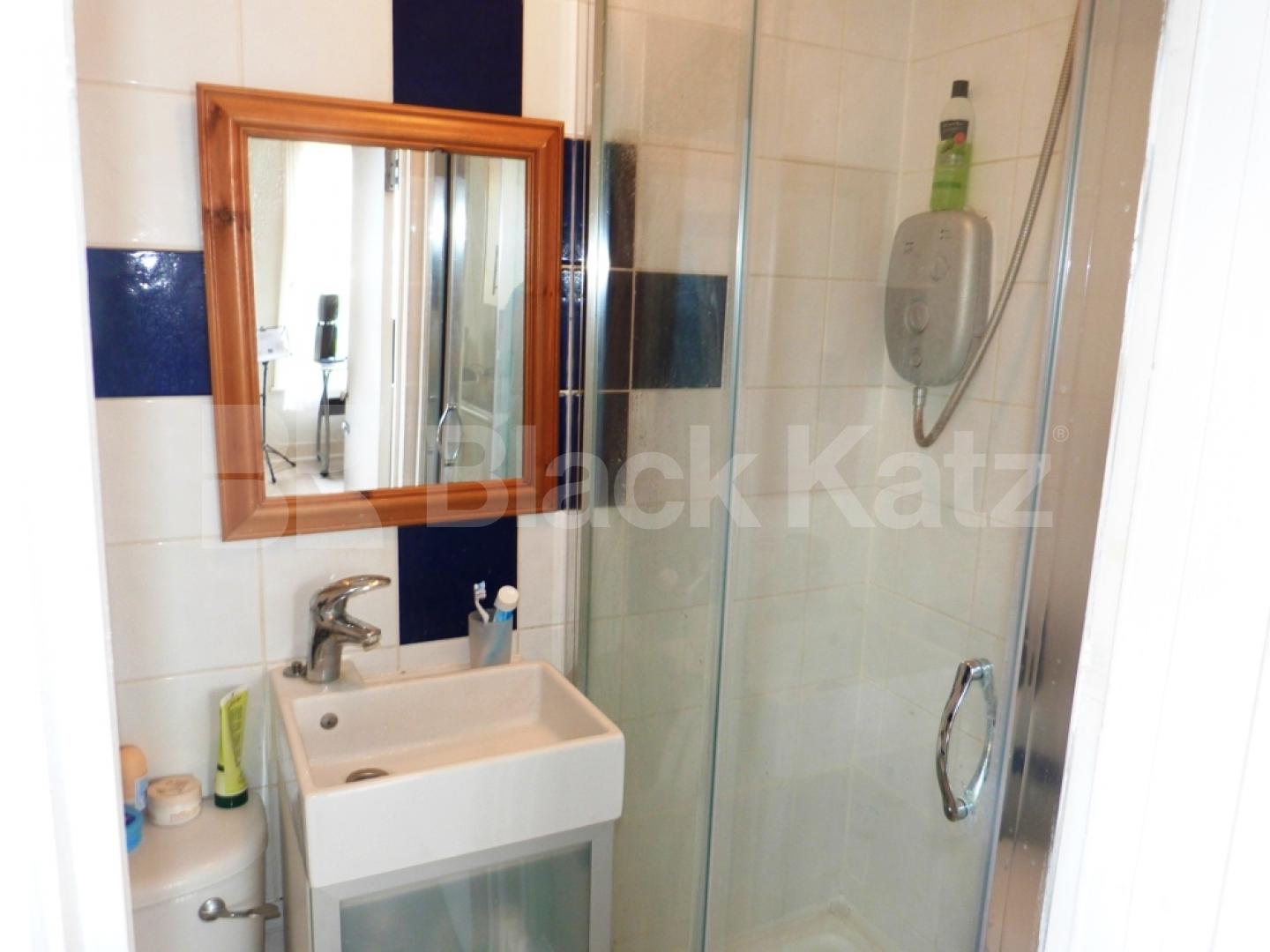 			Including Heating, Studio Apartment, 1 bath, 1 reception Studio			 Church Lane, Crouch End