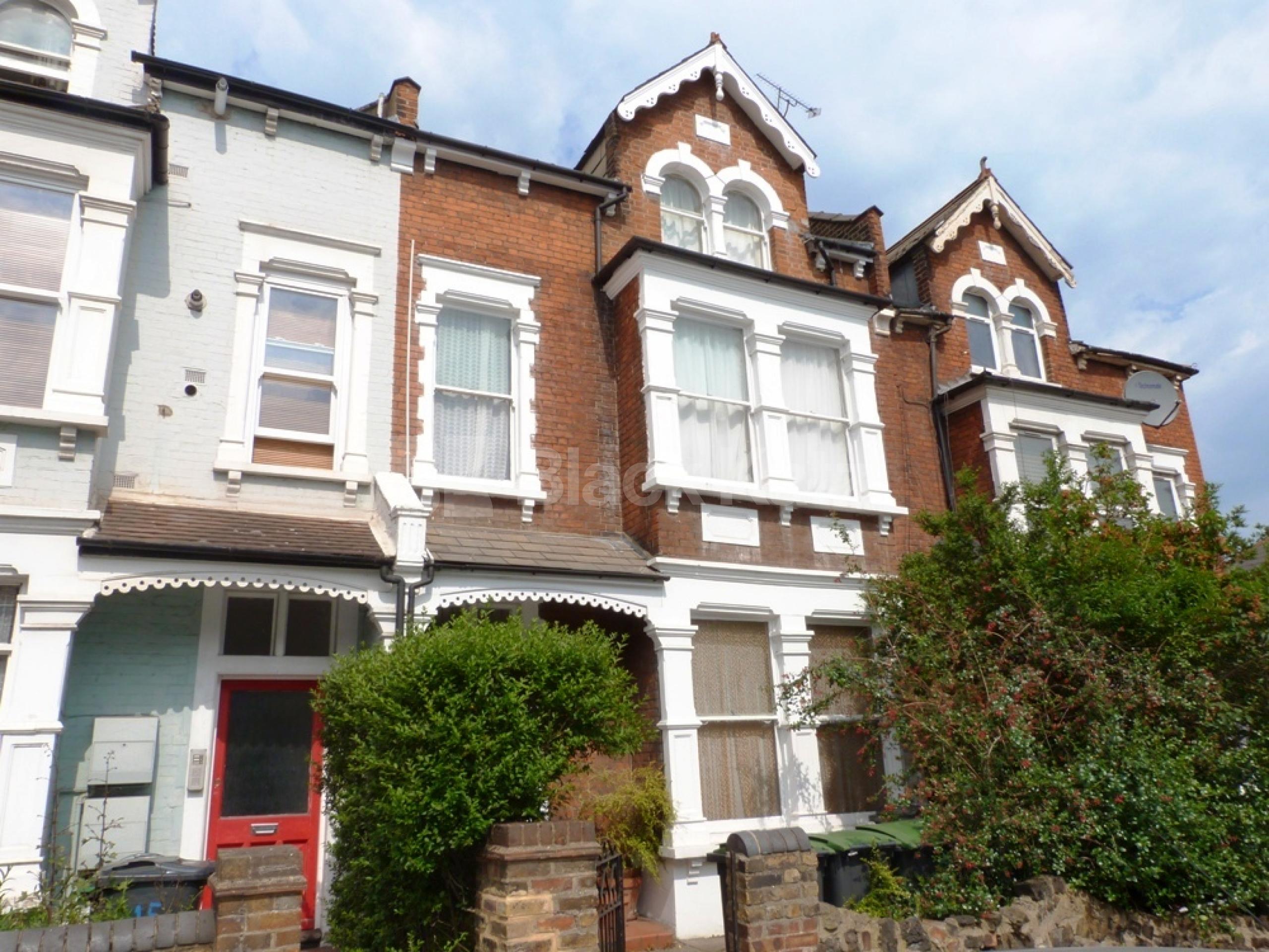 			Including Heating, Studio Apartment, 1 bath, 1 reception Studio			 Church Lane, Crouch End N8