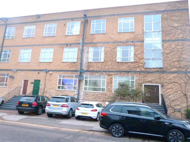 			NEW INSTRUCTION, 2 Bedroom, 1 bath, 1 reception Flat			 Maygrove Road, WEST HAMPSTEAD 