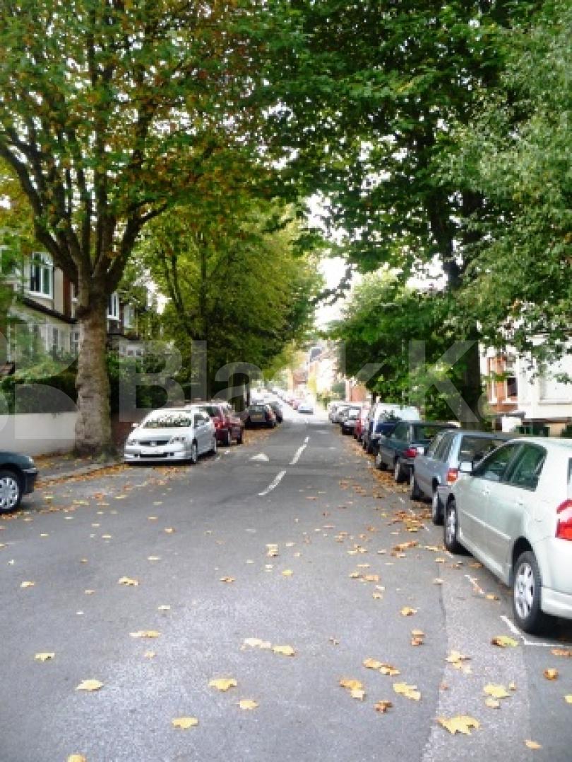 			1 Bedroom, 1 bath, 1 reception Flat			 Langdon Park Road, HIGHGATE