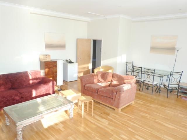 			NEW INSTRUCTION, 2 Bedroom, 1 bath, 1 reception Flat			 Maygrove Road, WEST HAMPSTEAD 