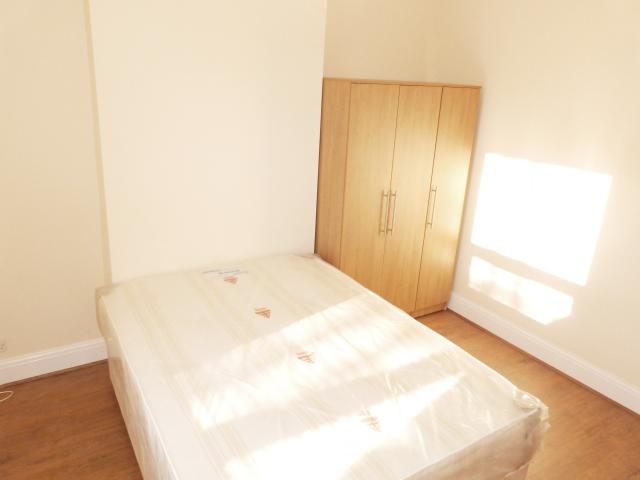 			NEW INSTRUCTION (Garden), 2 Bedroom, 1 bath, 1 reception Flat			 Leslie Road, EAST FINCHLEY