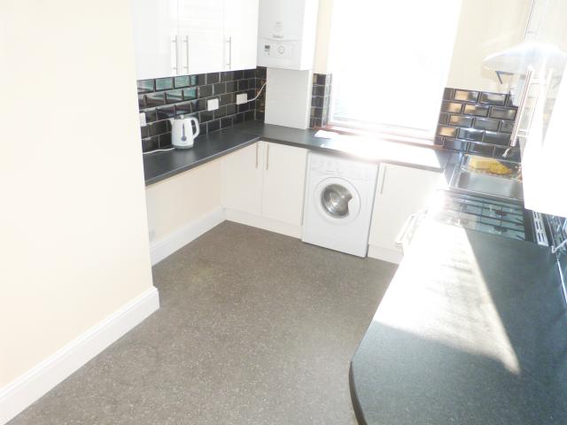 			NEW INSTRUCTION (Garden), 2 Bedroom, 1 bath, 1 reception Flat			 Leslie Road, EAST FINCHLEY