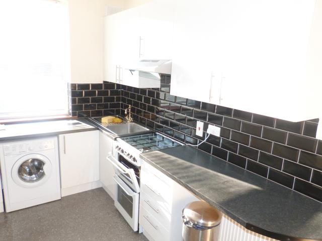 			NEW INSTRUCTION (Garden), 2 Bedroom, 1 bath, 1 reception Flat			 Leslie Road, EAST FINCHLEY