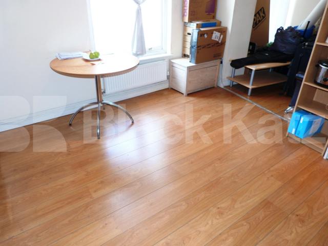 			Central location bargain price!, 2 Bedroom, 1 bath, 1 reception Flat			 Park Road, CROUCH END N8