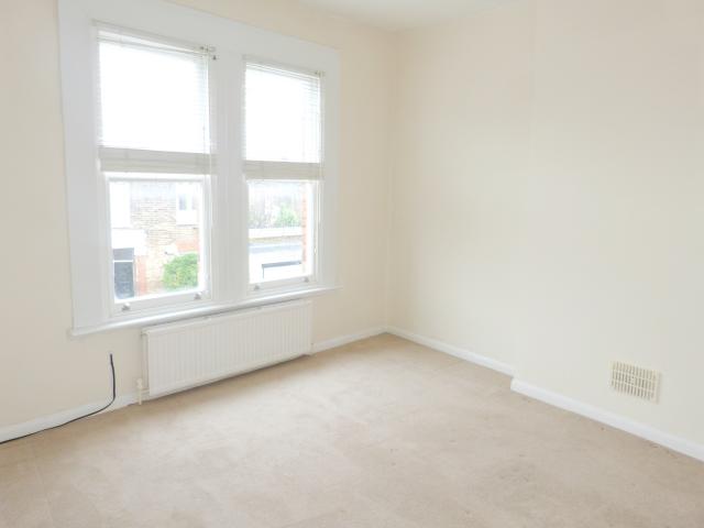 			NEW INSTRUCTION, 2 Bedroom, 1 bath, 1 reception Flat			 Keslake Road, QUEENS PARK