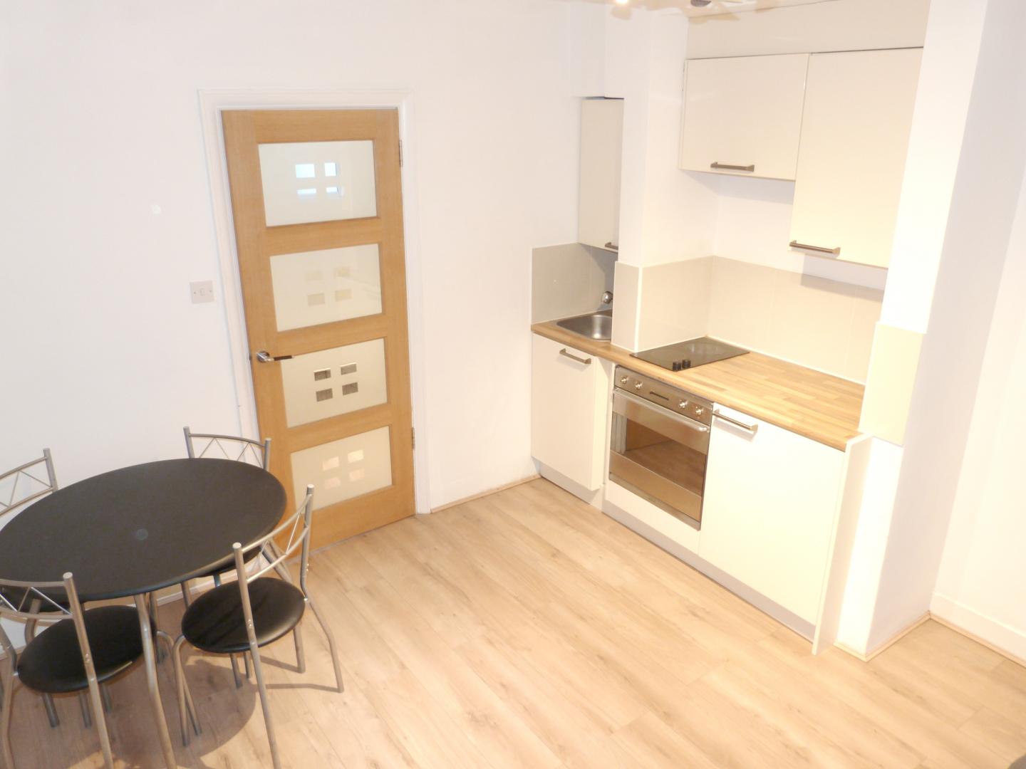 			NEW INSTRUCTION, Studio Apartment, 1 bath, 1 reception Apartment			 Thornton Avenue, CHISWICK / TURNHAM GREEN 