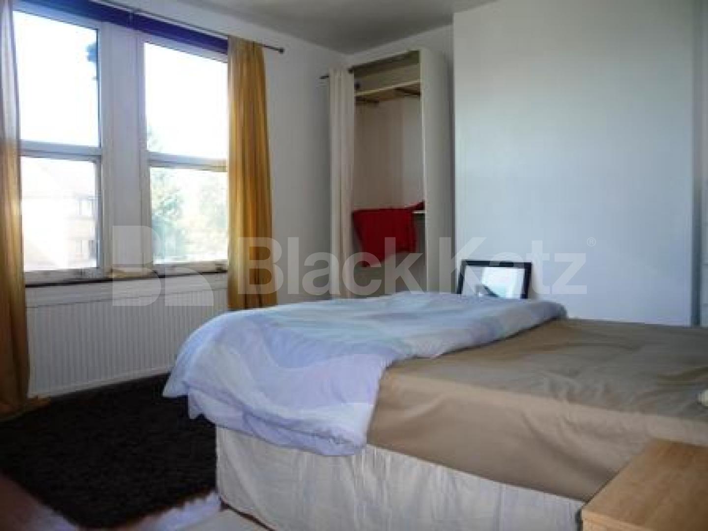 			3 Bedroom, 1 bath, 1 reception Flat			 White Hart Lane, Tottenham