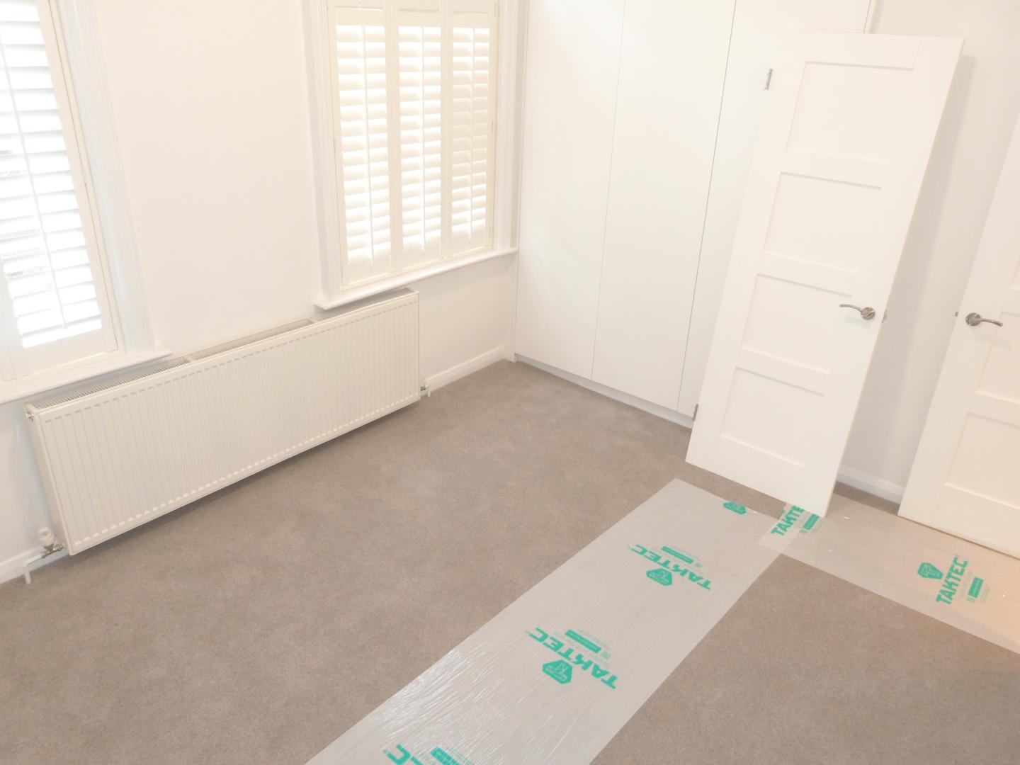 			NEW INSTRUCTION, 3 Bedroom, 1 bath, 1 reception Apartment			 Frognal, HAMPSTEAD