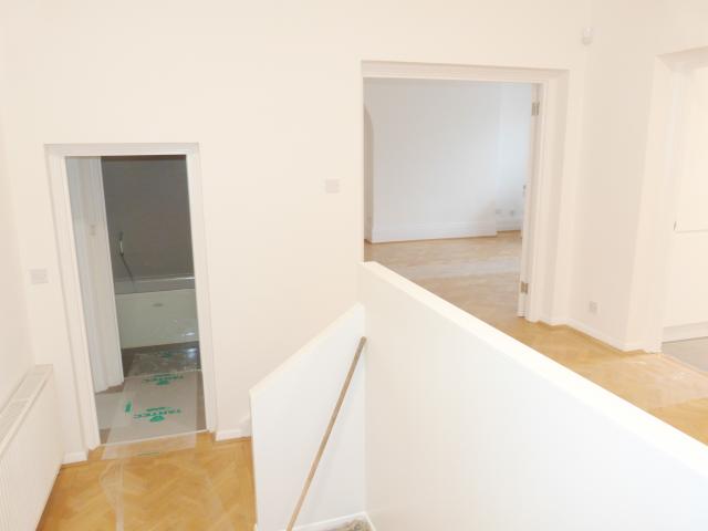 			NEW INSTRUCTION, 3 Bedroom, 1 bath, 1 reception Apartment			 Frognal, HAMPSTEAD