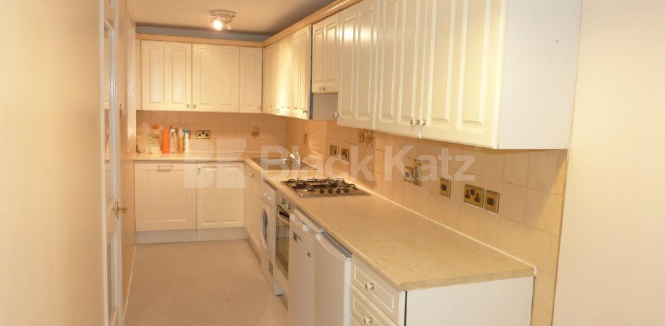 			Great 3 Bed Garden Flat !, 3 Bedroom, 1 bath, 1 reception Flat			 Kings Avenue, Muswell Hill