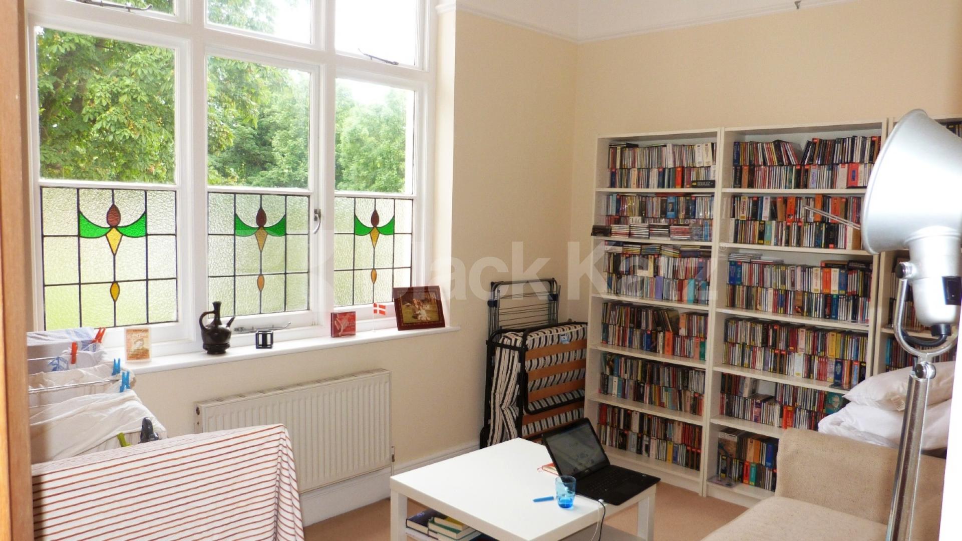 			NEW INSTRUCTION!, 3 Bedroom, 1 bath, 1 reception Apartment			 Haringey Park, Crouch End