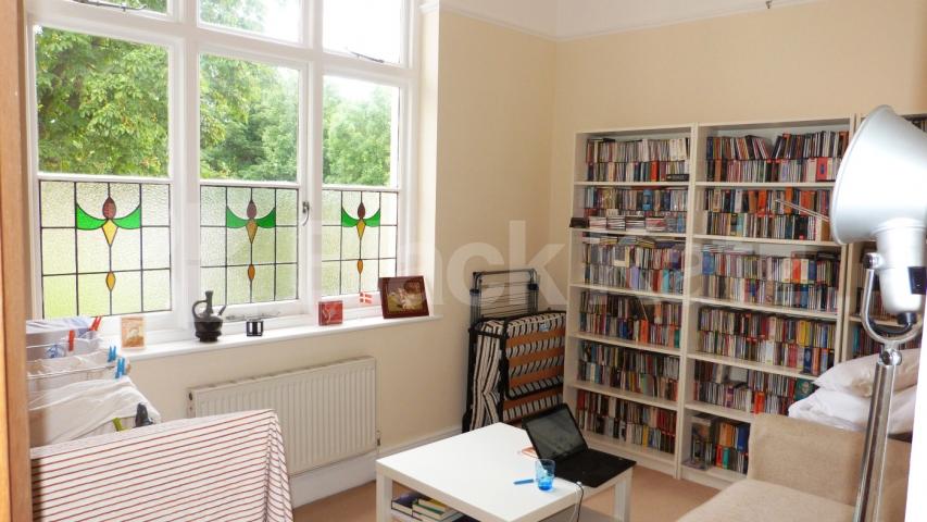 			NEW INSTRUCTION!, 3 Bedroom, 1 bath, 1 reception Apartment			 Haringey Park, Crouch End
