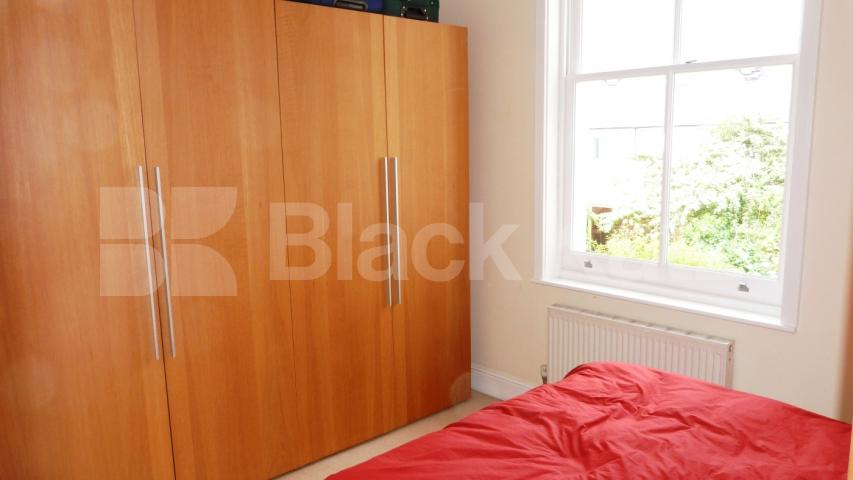 			STUNNING THREE BED!, 3 Bedroom, 1 bath, 1 reception Apartment			 Haringey Park, Crouch End