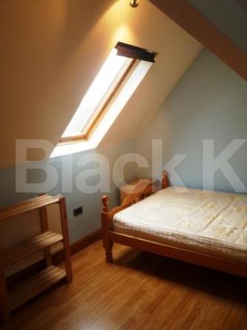 			2 Bedroom, 1 bath, 1 reception Flat			 Belmont Road, TURNPIKE LANE