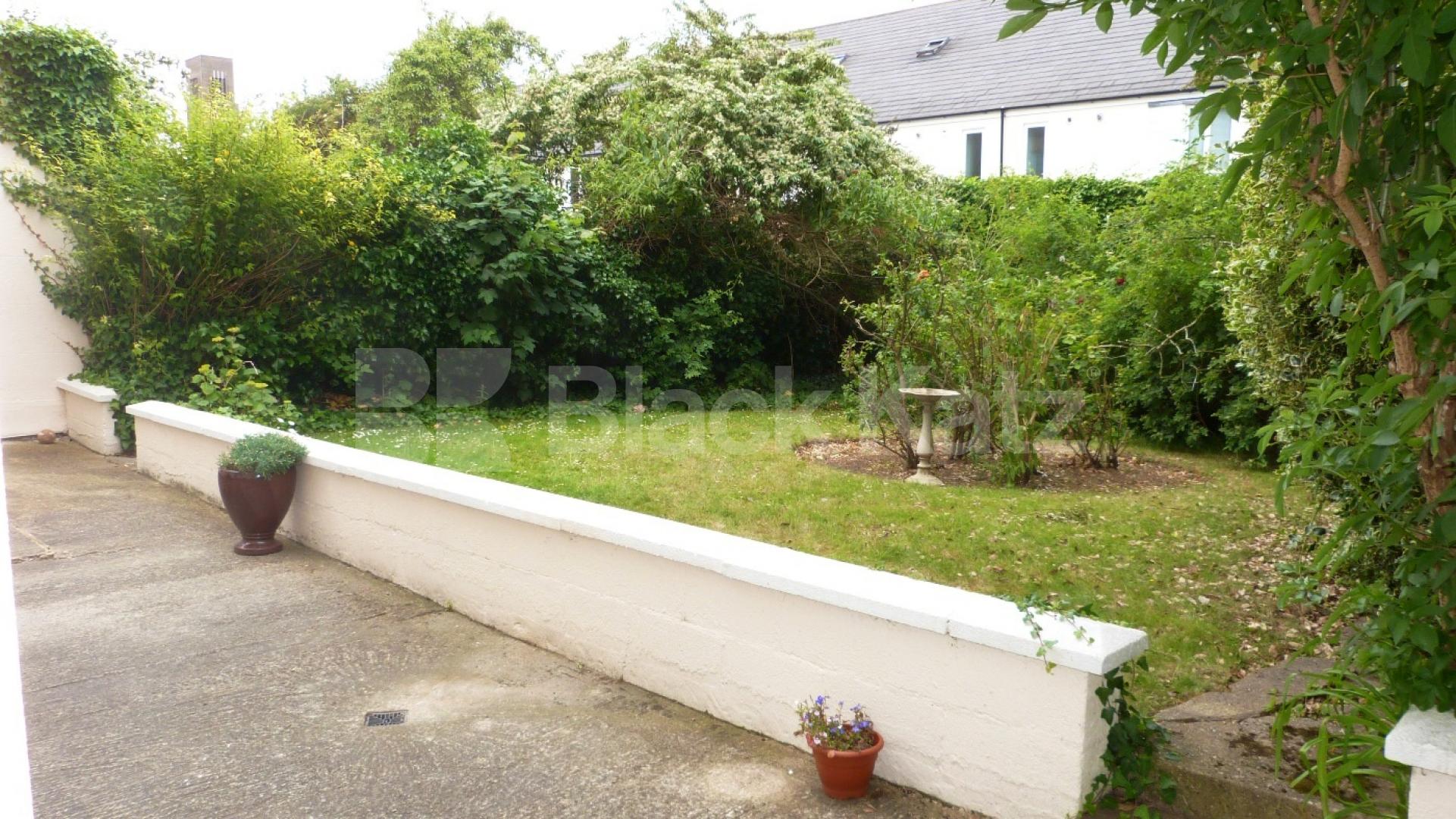 			NEW INSTRUCTION!, 3 Bedroom, 1 bath, 1 reception Apartment			 Haringey Park, Crouch End