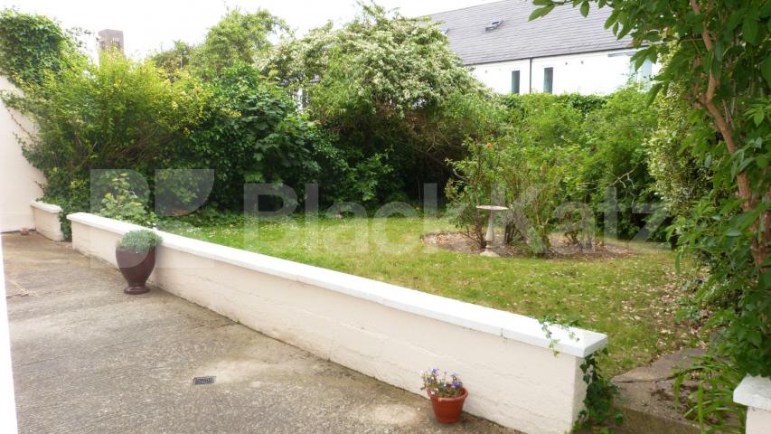 			NEW INSTRUCTION!, 3 Bedroom, 1 bath, 1 reception Apartment			 Haringey Park, Crouch End