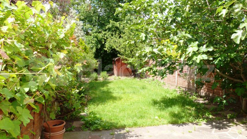 			Amazing House !, 4 Bedroom, 1 bath, 1 reception House			 Springcroft Avenue, EAST FINCHLEY N2