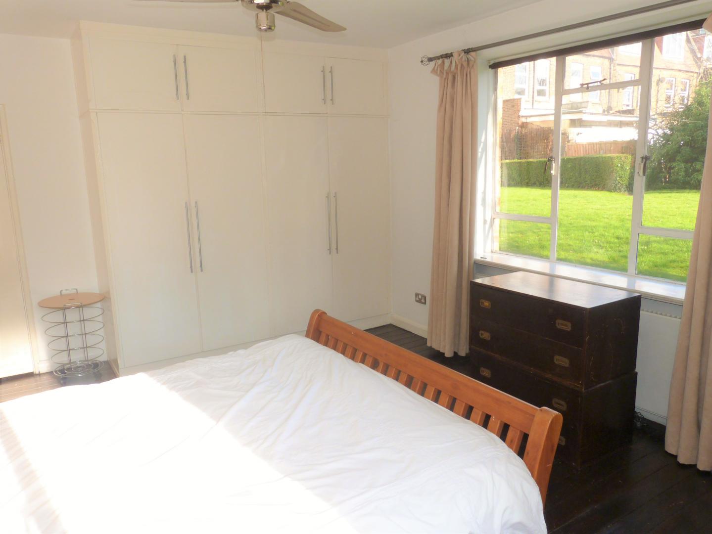 			UNDER OFFER , 1 Bedroom, 1 bath, 1 reception Flat			 Willesden Lane, KILBURN/WILLESDEN GREEN