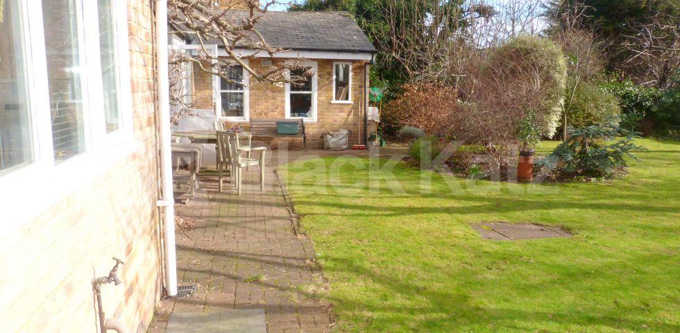 			DETACHED HOUSE, 3 Bedroom, 1 bath, 1 reception Detached House			 Antrobus Road, CHISWICK PARK