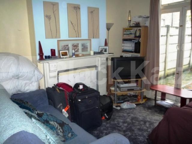 			4 Bedroom, 1 bath, 1 reception House			 Cranbrook Park, WOOD GREEN
