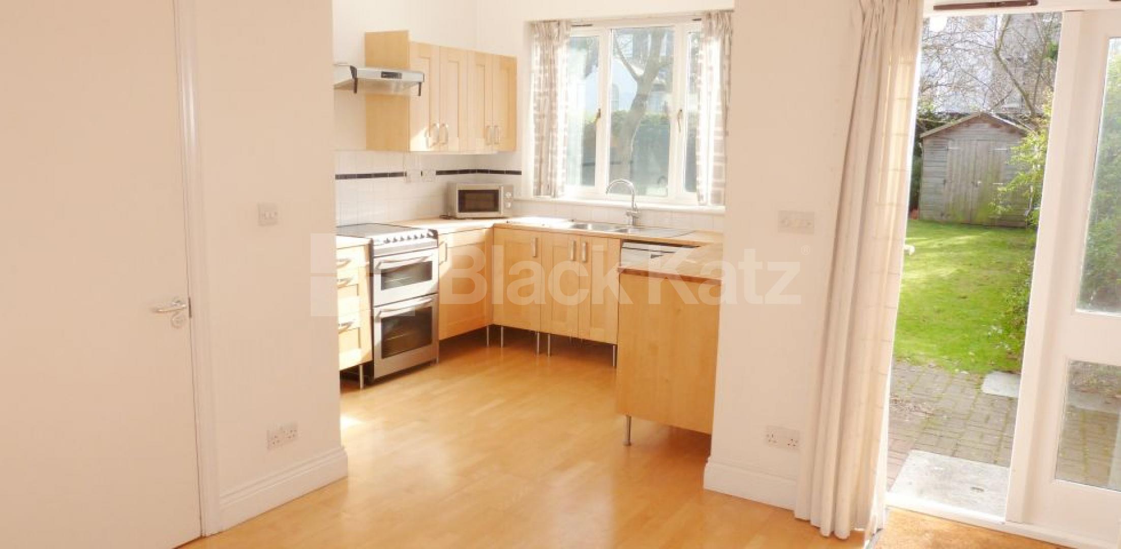 			DETACHED HOUSE, 3 Bedroom, 1 bath, 1 reception Detached House			 Antrobus Road, CHISWICK PARK