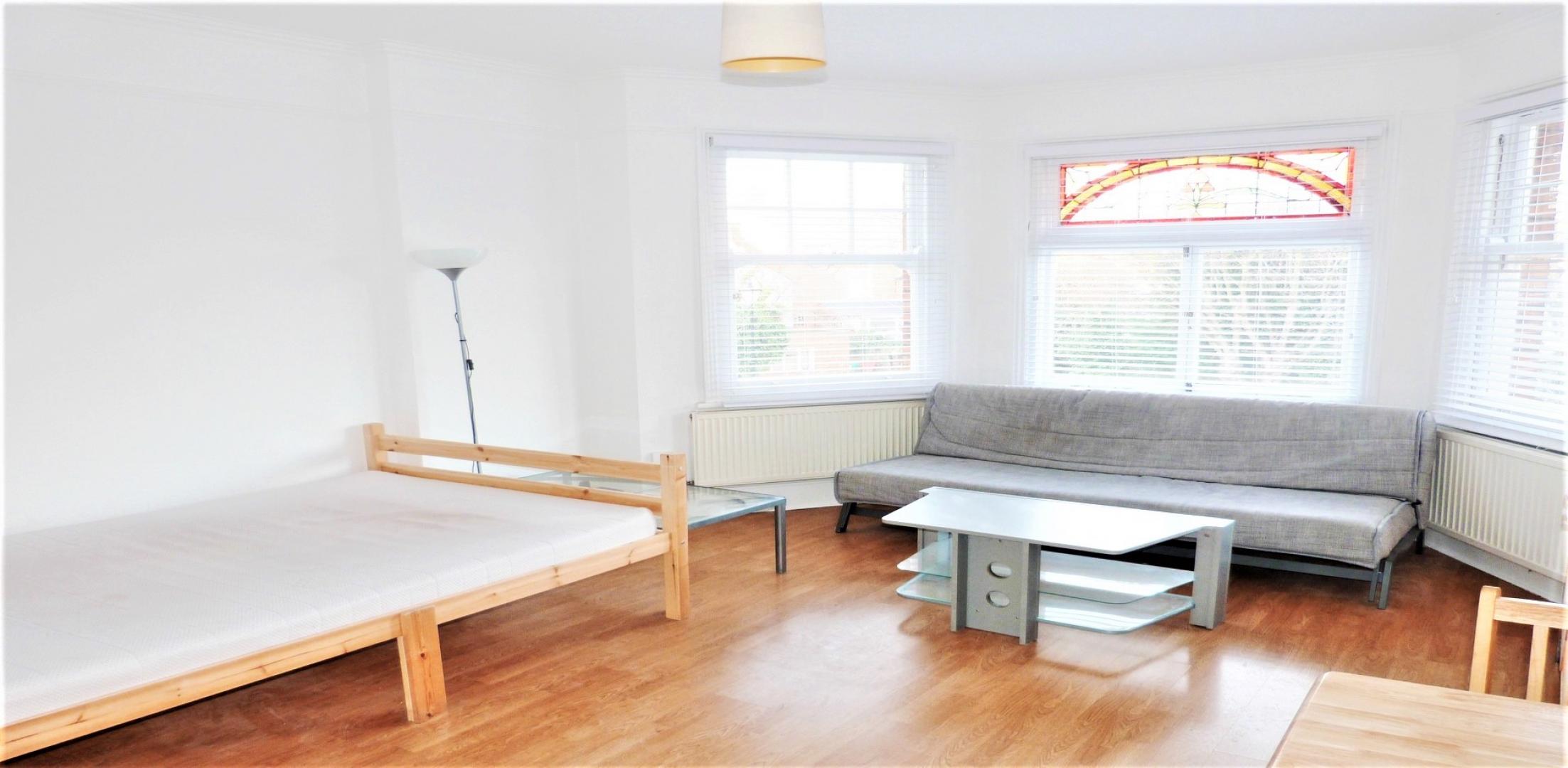 			GAS, WATER and ELECTRICITY INCLUDED, Studio Apartment, 1 bath, 1 reception Flat			 Exeter Road , KILBURN