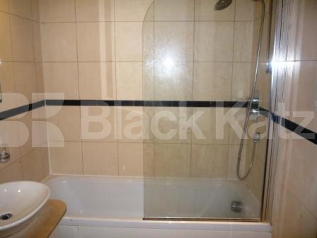 			1 Bedroom, 1 bath, 1 reception Serviced Apartments			 Princess Park Manor, Princess Park Manor