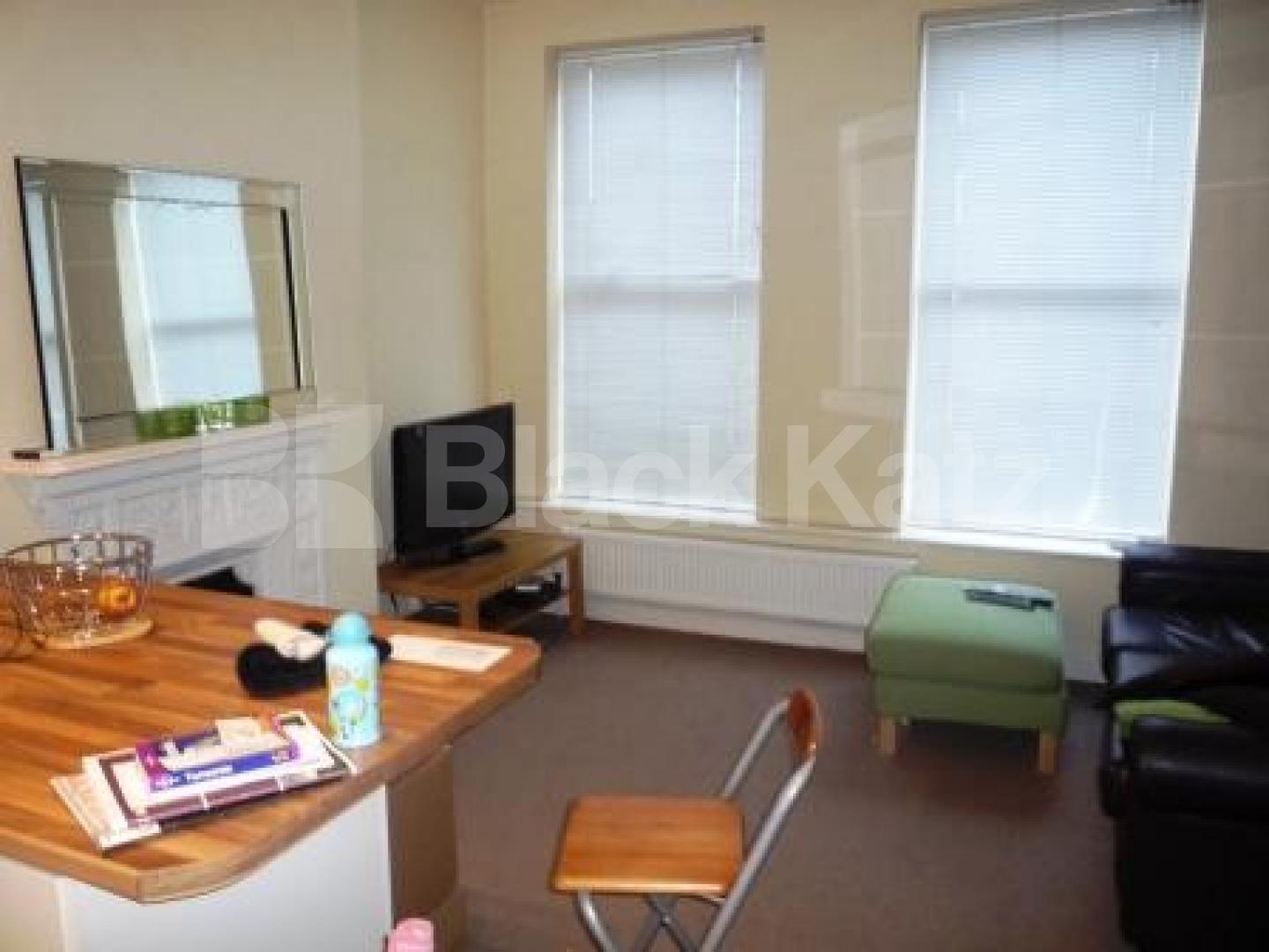 			1 Bedroom, 1 bath, 1 reception Flat			 Tottenham Lane, CROUCH END