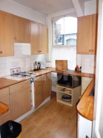 			Available early February, 3 Bedroom, 1 bath, 1 reception Flat			 Muswell Hill Broadway, Muswell Hill
