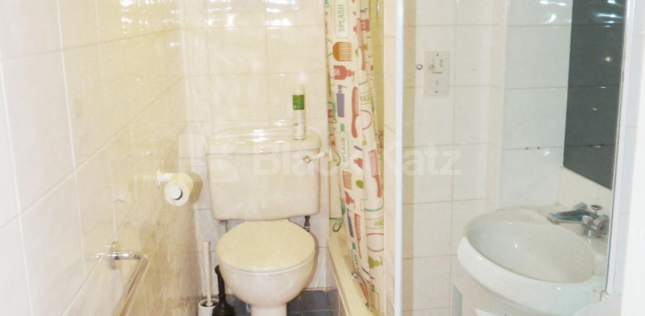 			NEW INSTRUCTION, 2 Bedroom, 1 bath, 1 reception Apartment			 Collingham Place, EARLS COURT