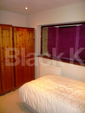 			2 Bedroom, 1 bath, 1 reception Ground Floor Flat			 Ballards Lane, North Finchley