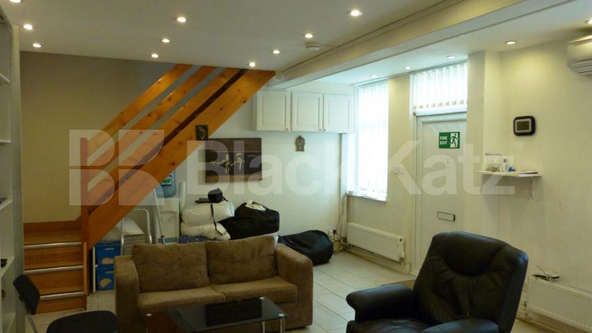 			New Instruction, 1 Bedroom, 1 bath, 1 reception Flat			 Fairfax Mews, Harringay