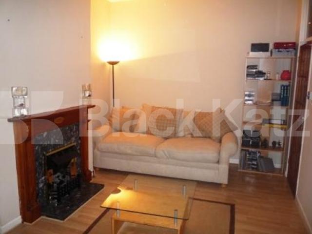 			2 Bedroom, 1 bath, 1 reception Ground Floor Flat			 Ballards Lane, North Finchley