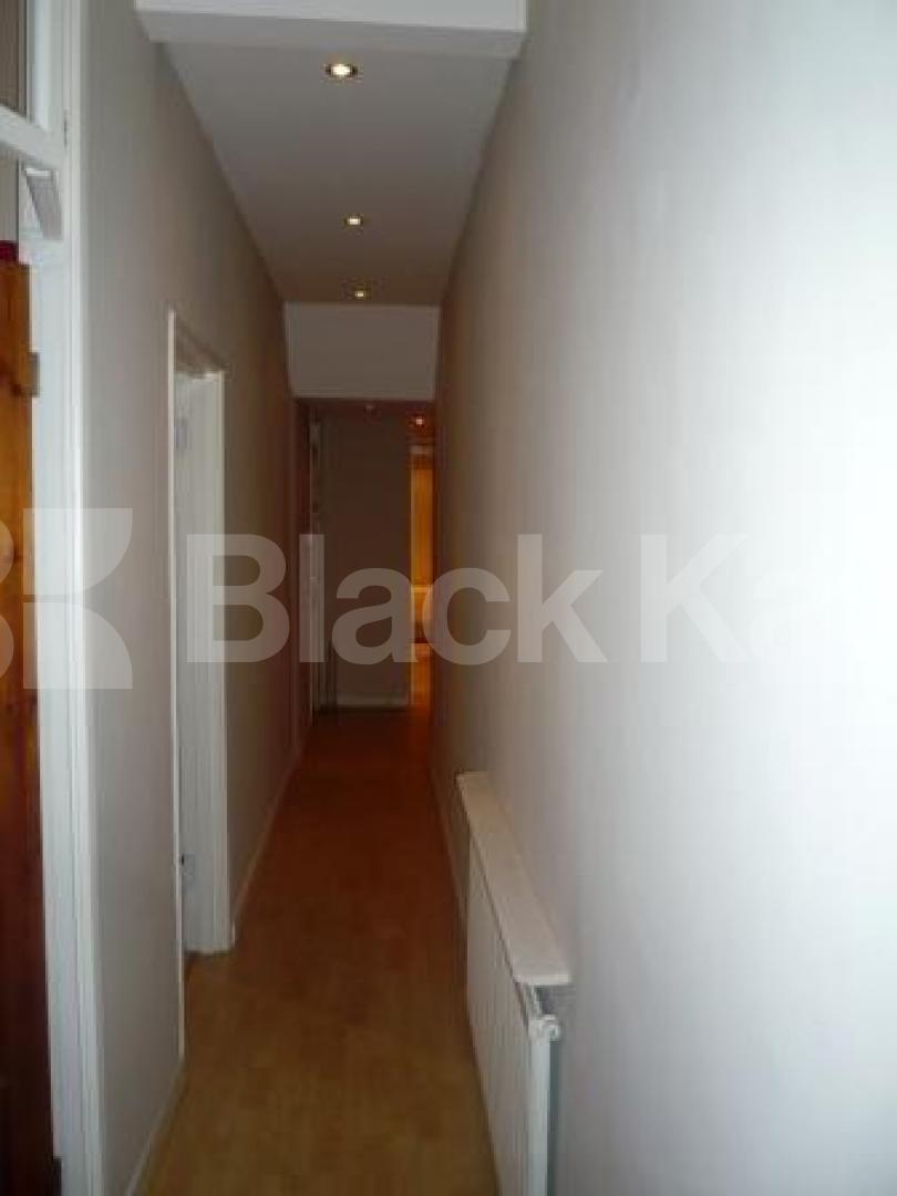 			2 Bedroom, 1 bath, 1 reception Ground Floor Flat			 Ballards Lane, North Finchley