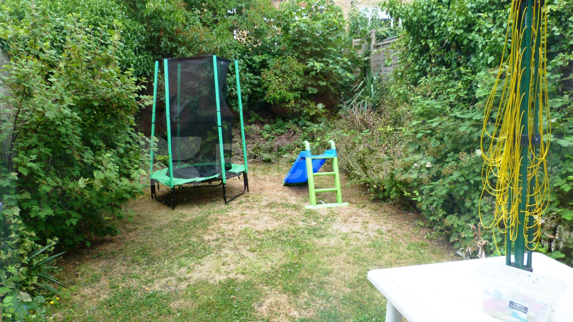 			2 Bedroom, 1 bath, 1 reception Ground Floor Flat			 Inderwick road, Crouch End