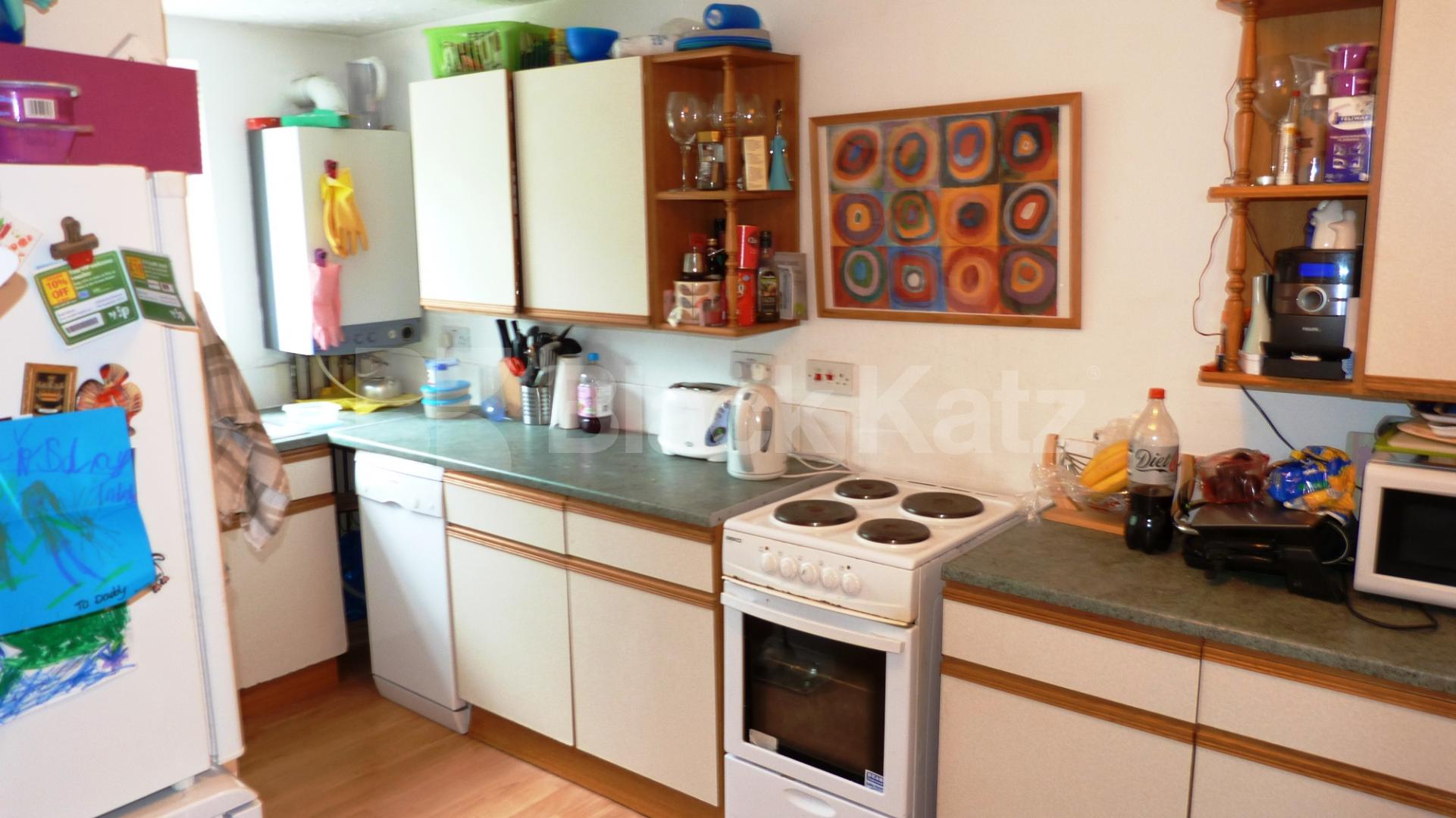 			2 Bedroom, 1 bath, 1 reception Ground Floor Flat			 Inderwick road, Crouch End