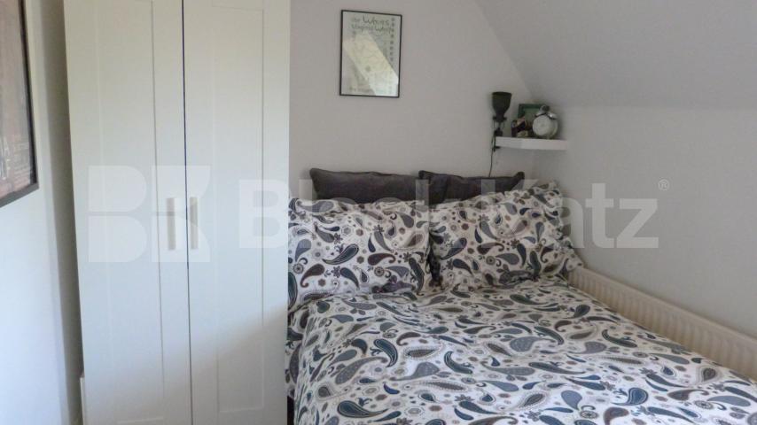 			Beautiful Property !, 3 Bedroom, 1 bath, 1 reception Flat			 Lyttelton Court, East Finchley