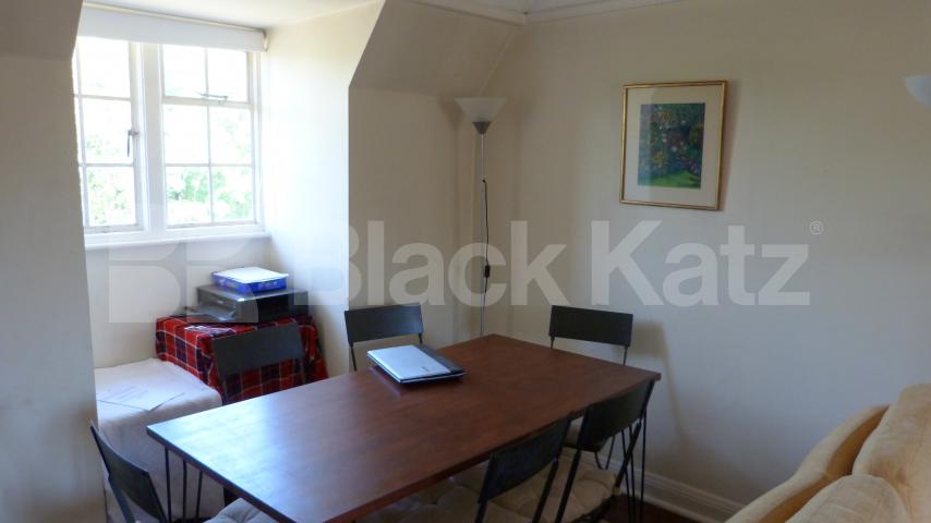 			Beautiful Property !, 3 Bedroom, 1 bath, 1 reception Flat			 Lyttelton Court, East Finchley