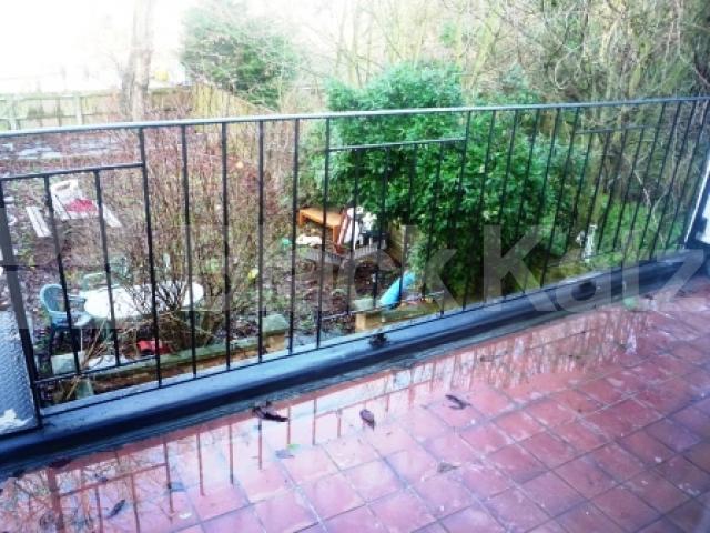 			NEW INSTRUCTION!, 3 Bedroom, 1 bath, 1 reception Flat			 Kings Avenue, MUSWELL HILL