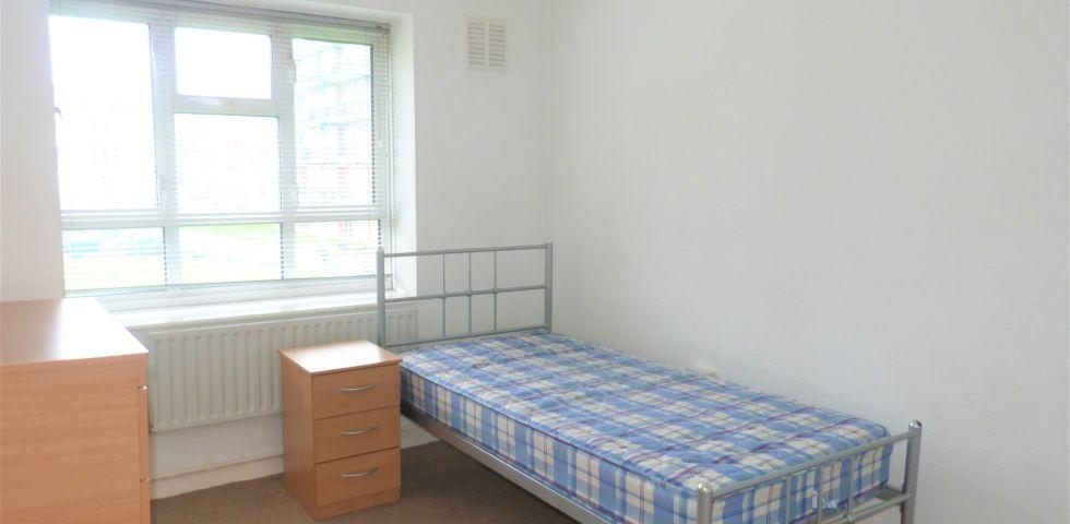 			NEW INSTRUCTION, 3 Bedroom, 1 bath, 1 reception Flat			 Mortimer Crescent , KILBURN / MAIDA VALE