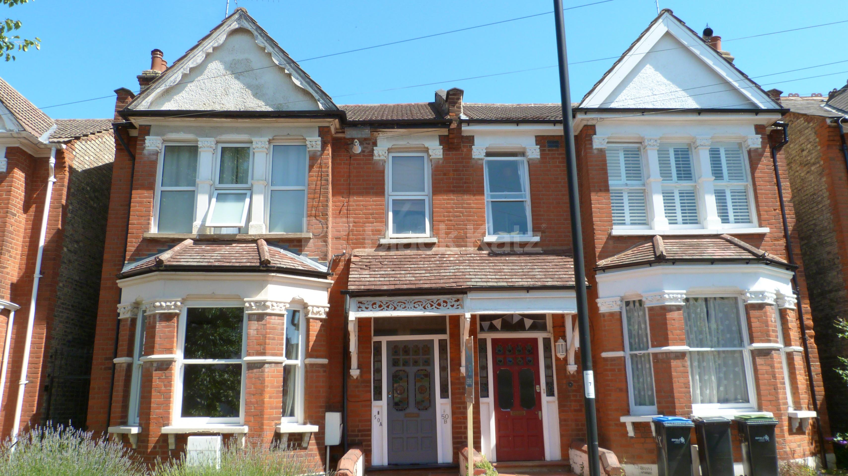 			New Instruction!, 1 Bedroom, 1 bath, 1 reception Ground Floor Flat			 Natal Road, Bounds Green N11