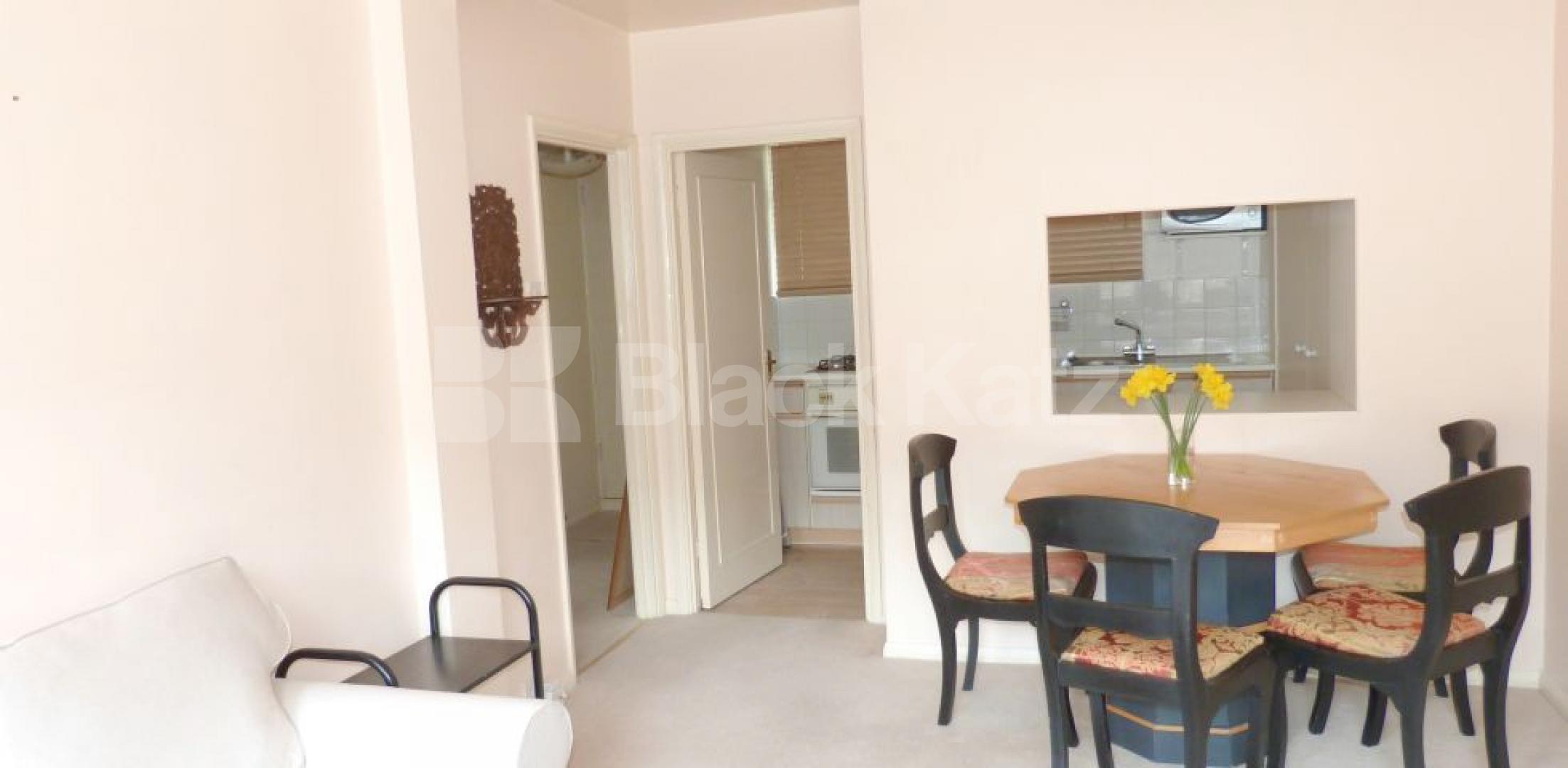 			HOT WATER AND HEATING INCLUDED, 1 Bedroom, 1 bath, 1 reception Flat			 Rockley Road, Shepherds Bush