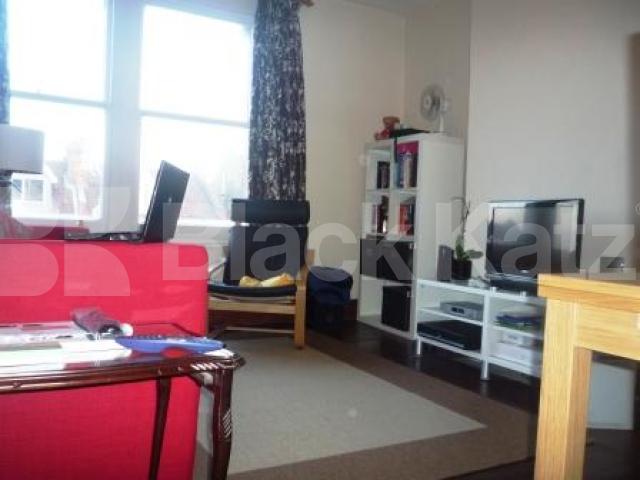 			2 Bedroom, 1 bath, 1 reception Flat			 Ferme Park Road, Crouch End