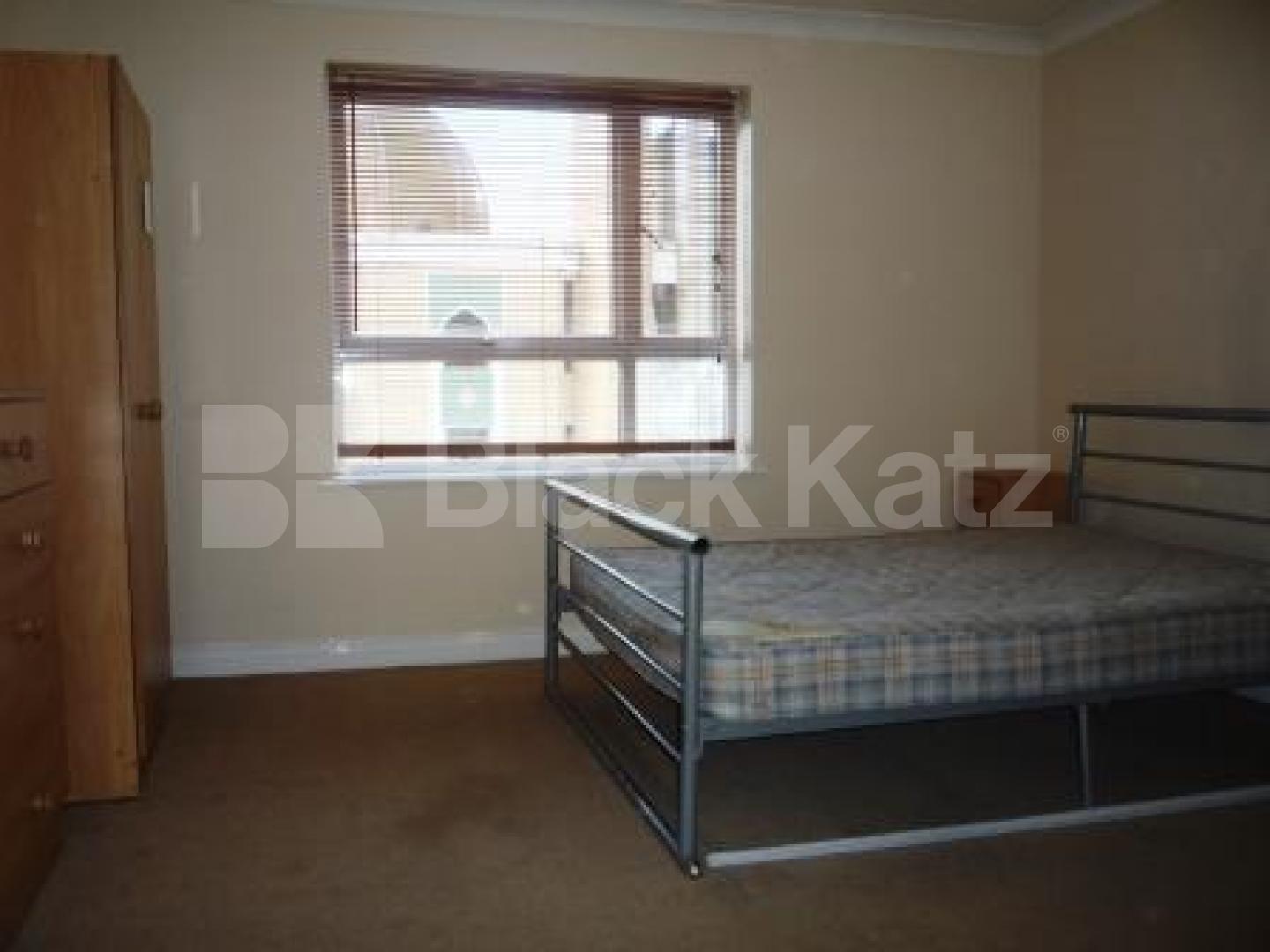 			Available Start of August!, 2 Bedroom, 1 bath, 1 reception Flat			 Wightman road, HORNSEY N8