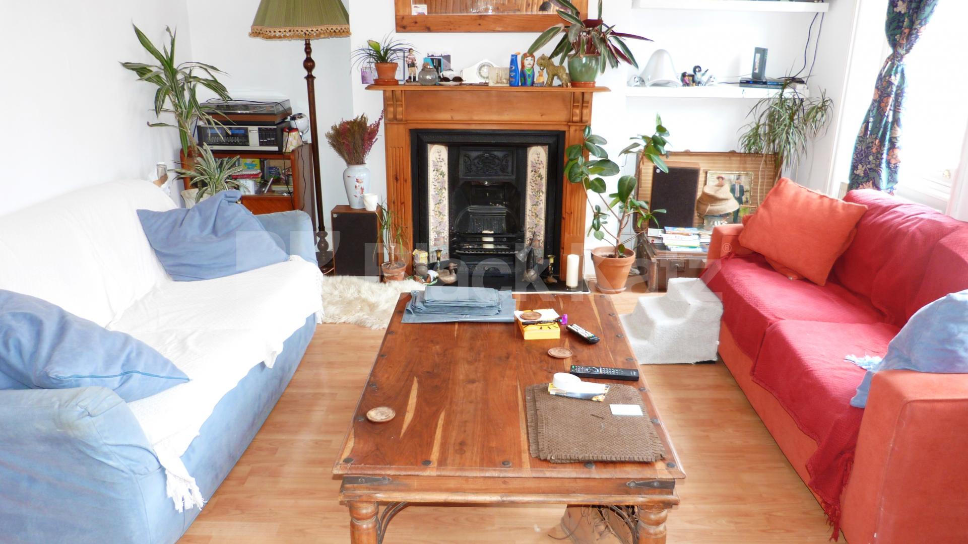 			NEW INSTRUCTION!, 2 Bedroom, 1 bath, 1 reception Flat			 Drylands Road, CROUCH END N8